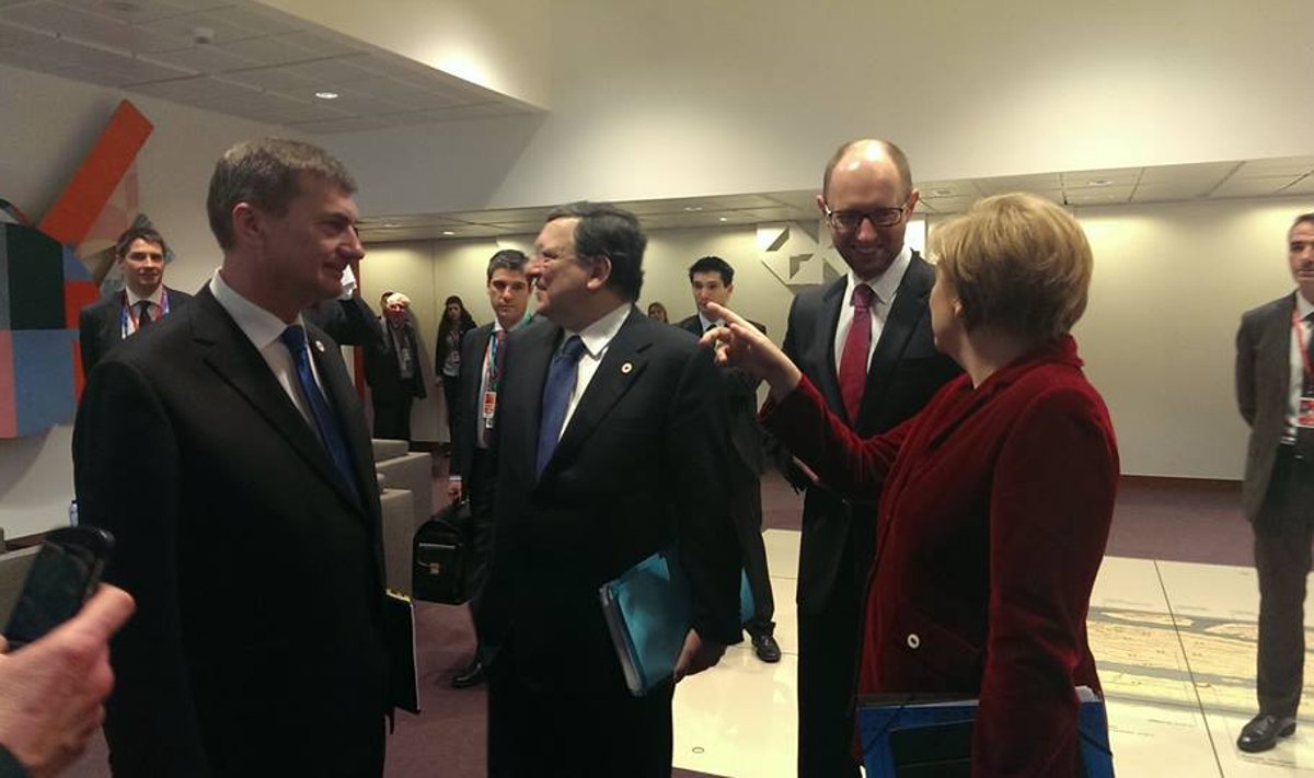 Merkel, Ansip, Jatsenjuk kohtusid Brüsselis