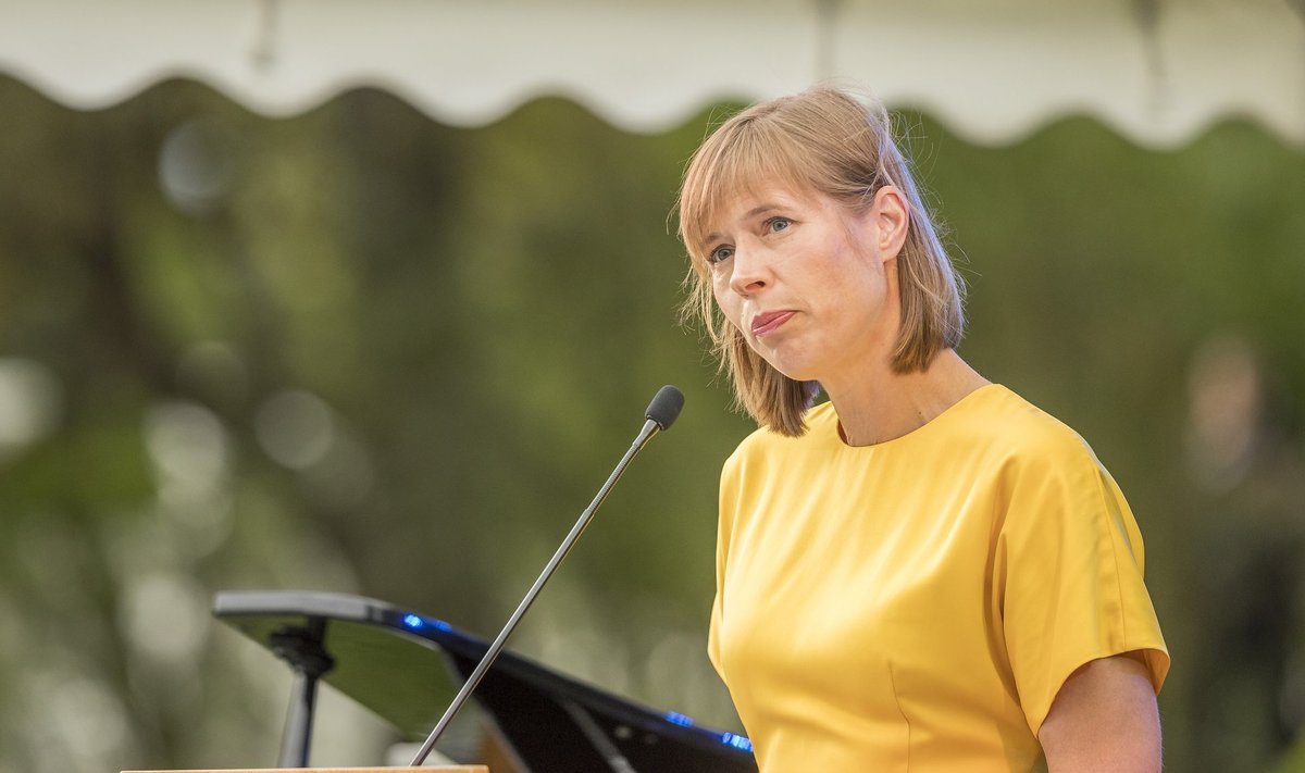 Traditsiooniliselt toimus 20.08.2017 õhtul Kadrioru lossi roosiaias Eesti Vabariigi iseseisvuse taastamise aastapäeva pidulik vastuvõtt, mille seekordseks võõrustajaks on esmakordselt president Kersti Kaljulaid.