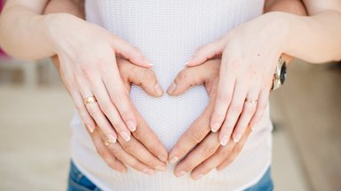 Назван самый „выгодный“ месяц для зачатия ребенка