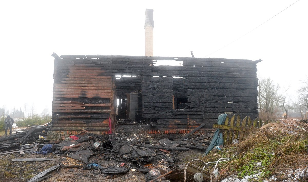 Tulekahjus Rohu külas Laekvere vallas kaotasid elu ema ja kaks last