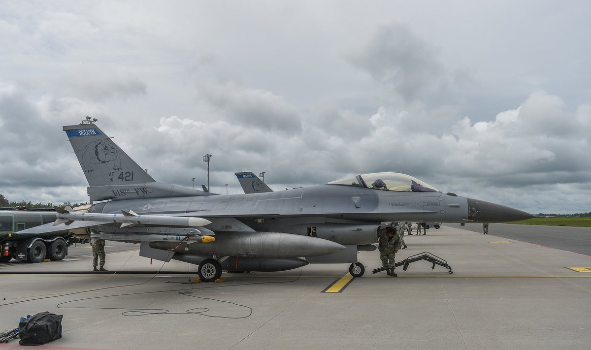USA hävitaja F-16