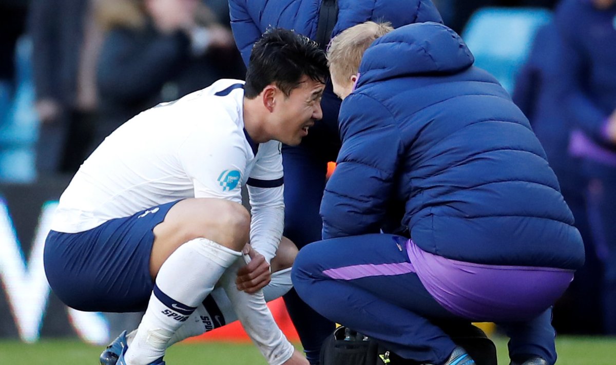 Heung-min Son mängis vaatamata vigastusele mängu lõpuni ja aitas kahe väravaga Tottenhami 3:2 võidule Aston Villa üle.