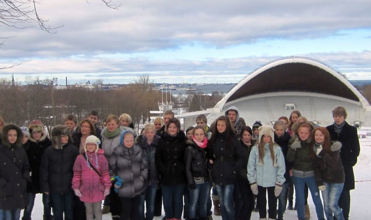 Külalistega käidi ka Tallinna lauluväljakul. Foto: Kivimäe põhikool