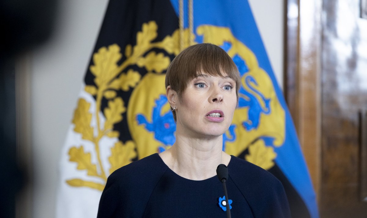 President Kersti Kaljulaid 23. aprillil Kadrioru lossis pressikonverentsil