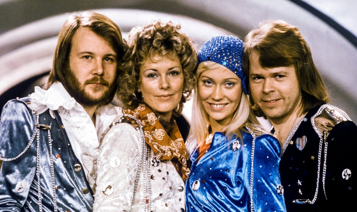 FILE PHOTO: Swedish pop group Abba: Benny Andersson, Anni-Frid Lyngstad, Agnetha Faltskog and Bjorn Ulvaeus pose after winning the Swedish branch of the Eurovision Song Contest with their song "Waterloo\