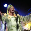 MEENUTA: Kurb kaotus! Lahkus Eurovisionil säranud mustlaskuninganna Esma Redžepova, kes kasvatas üles 52 last