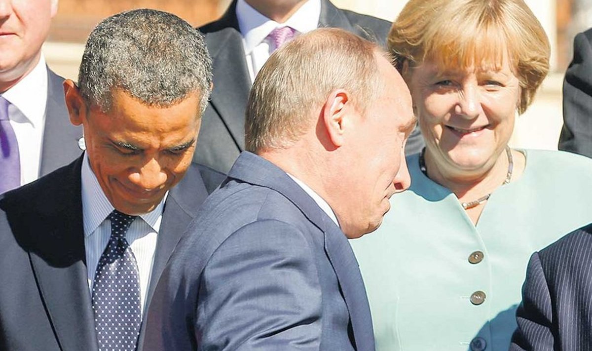 „Pole midagi teha, olen teist mõjukam,” laiutab Putin Obama ja Merkeli ees käsi.