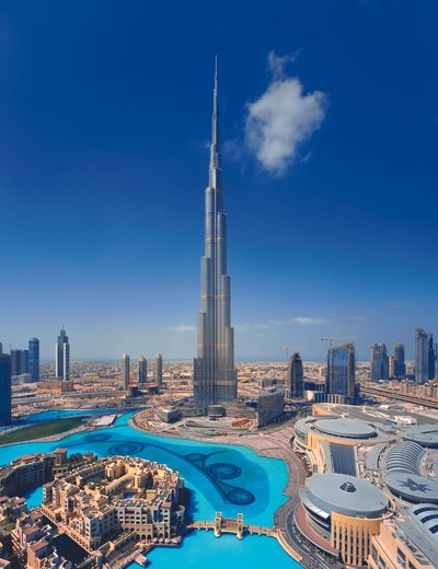 Burj Khalifa Dubais – maailma kõrgeim pilvelõhkuja, mille fassaadi tegi Abdulla Al Ghurairi ehitusettevõte.