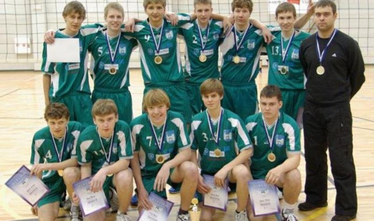 Saaremaa Spordikooli U-18 võrkpallimeeskond