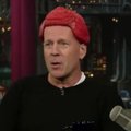 VIDEO: Bruce Willis käis telesaates, hakklihamütsike peas