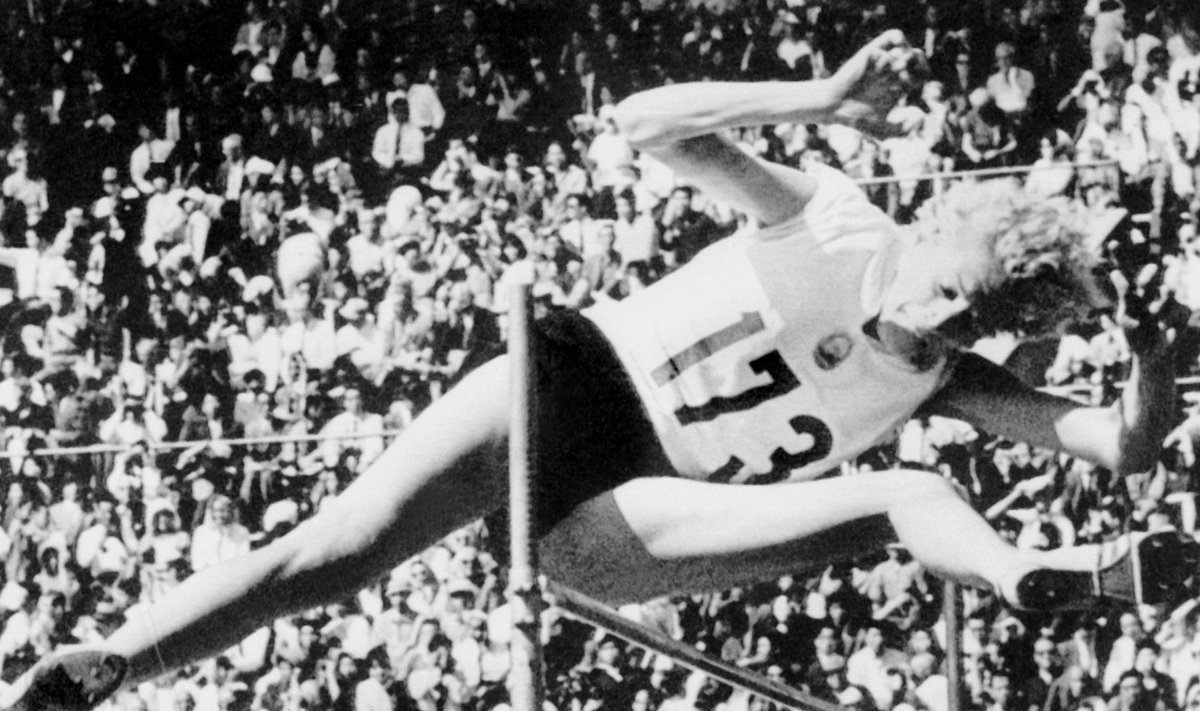 Iolanda Balas 1964. aasta Tokyo olümpial.