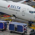 „Lihtsalt jõle!“ USA lennufirma lennul leidis aset jälk sündmus: ussid kukkusid reisijatele pähe 