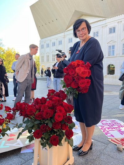 Мэра Катри Райк отправили в отставку