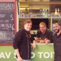 Tänav sind toitku! Food truck Hungry Karl täidab huviliste kõhtu otse bussiluugist – kogu Eestis aasta läbi