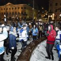 Kättemaks või apsakas? Vene propagandakanal illustreeris soomlaste pagulasprotesti uudist fotoga, mis näitas kordades suuremaid rahvamasse