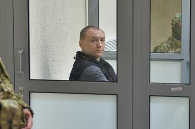 Piiril röövitud kaitsepolitseinik Eston Kohver Pihkva kohtus