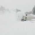 Maanteeamet hoiatab: teedel esineb lahtist lund