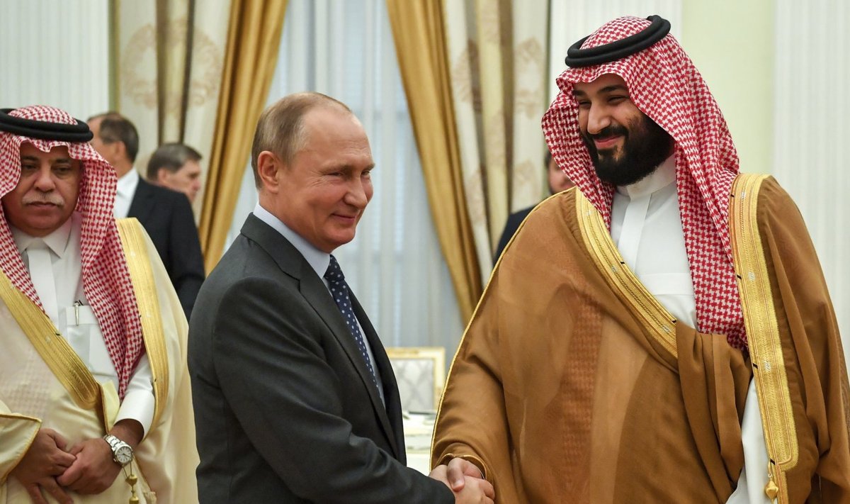 Naftasõja kaks peategelast: Vene riigipea Vladimir Putin ja Saudi Araabia kroonprints Mohammed bin Salman 2018. aastal Moskvas.