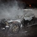 В Таллинне ранним утром подожгли два автомобиля
