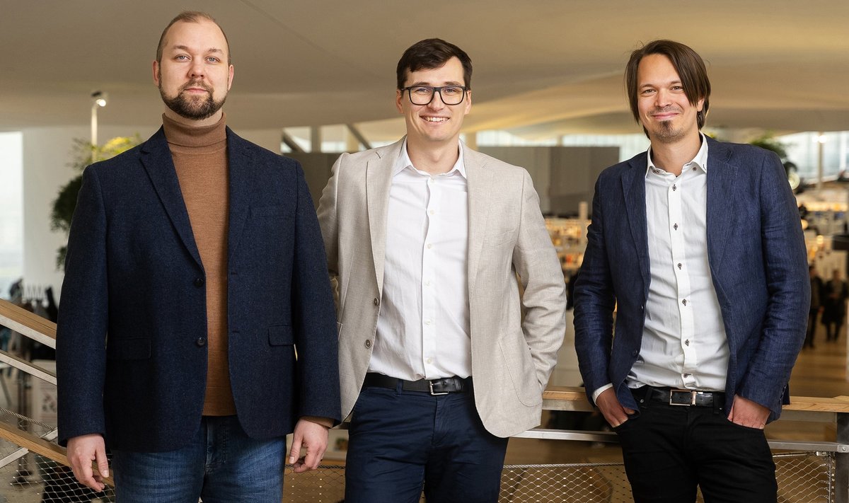 Asutajad vasakult paremale: Joonas Rantala, Themo müügidirektor; Madis Uuemaa, tegevjuht; Markus Perkkiö, finantsjuht