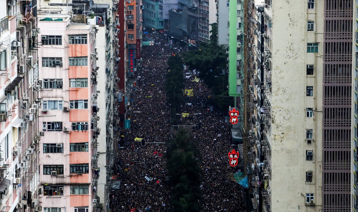 Hongkonglased protestivad seaduse vastu, mis piirab Hongkongis õiguseid