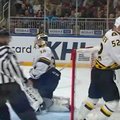 VIDEO | Alatud võtted hokiväljakul! KHL-is löödi mängijale sihilikult kepiga hella kohta