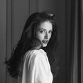 FOTOD | Näitlejatar Ingrid Margus kandis Cannes’i filmifestivalil Eesti moekunstniku loomingut