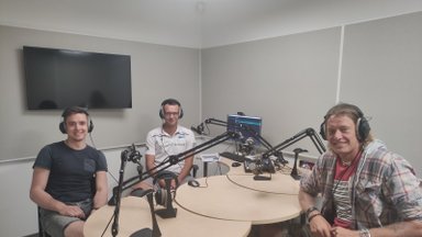 Podcast “Kuldne geim” | Vesik ja Täht koondise suurimast “probleemist”, vollehooaja algusest ja helikopterist​