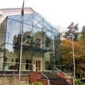 Briti saadik Eestis avaldas kurbust solvangute üle saatkonna aadressil seoses vikerkaarelipu heiskamisega kooseluseaduse toetuseks