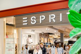 Moefirma Esprit teatas pankrotist Euroopa turgudel