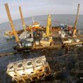 ФОТО: Остов судна Volare у берегов Сааремаа очистили от загрязнения