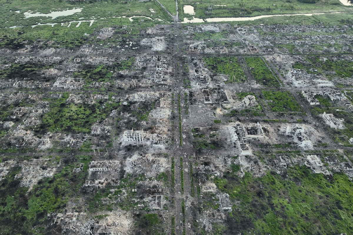 Forțele ruse au distrus orașul Marjinka din Ucraina.  Zalozhny: „Orașul nu mai există”