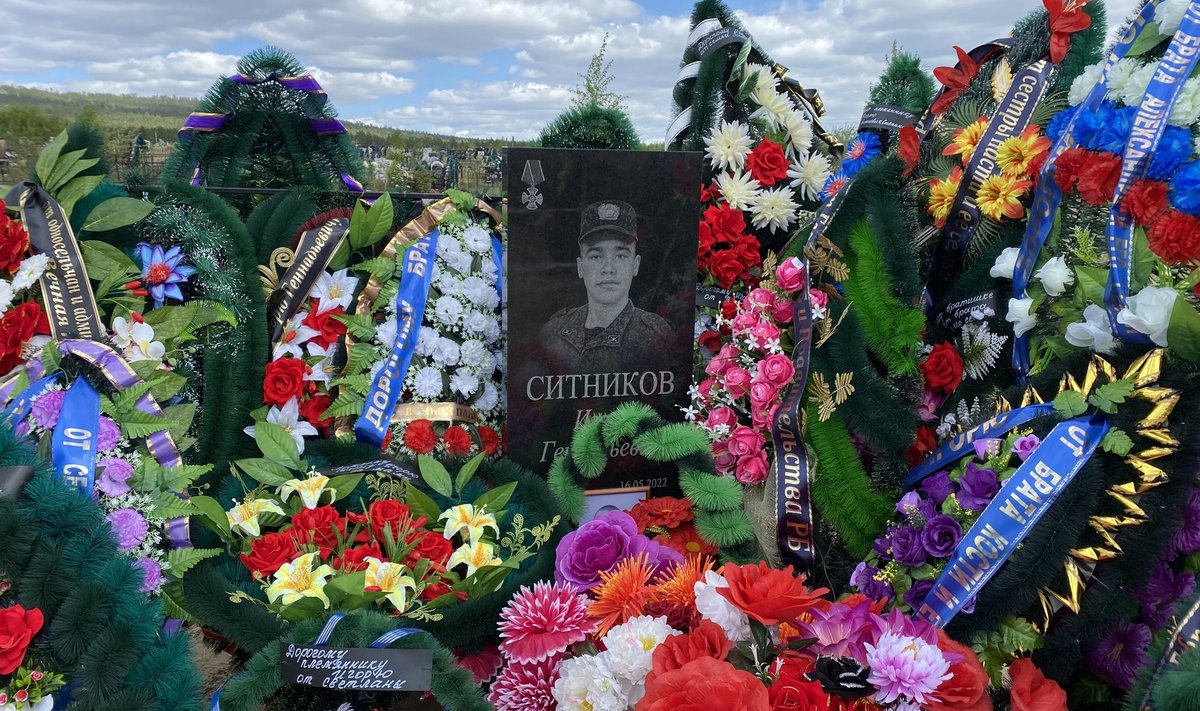 IGOR SITNIKOVI HAUD: Ukraina sõjas surnud sõdur Sitnikov on maetud Ulan-Ude äärelinnas asuvasse Južnoje surnuaeda.