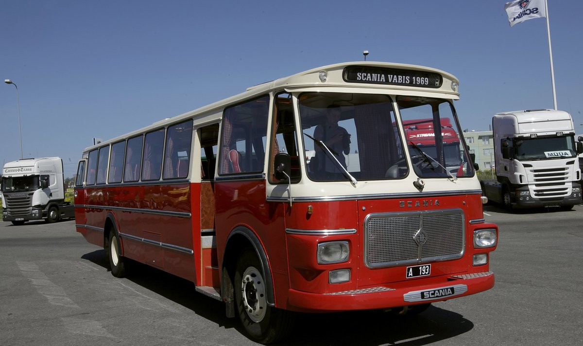 Busland Võru töökojas Scania 125. sün-nipäevaks taastatud Scania Vabis Repstad pärineb aastast 1969. Bussi täielik renoveerimine võttis aega kolm aastat ja umbes 4000 töötundi. Tõenäoliselt toodeti selliseid Scania busse 300–400.