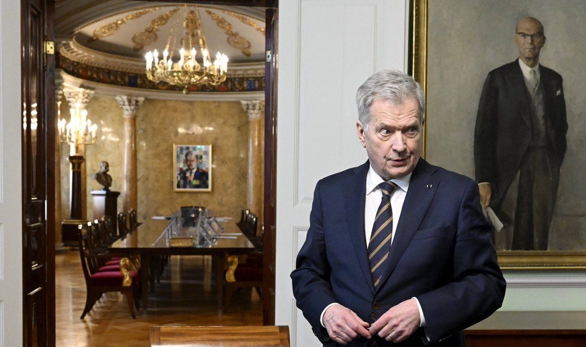 Soome presidendi Sauli Niinistö enda väitel olid tema hoiakud kantud ettevaatusest. 