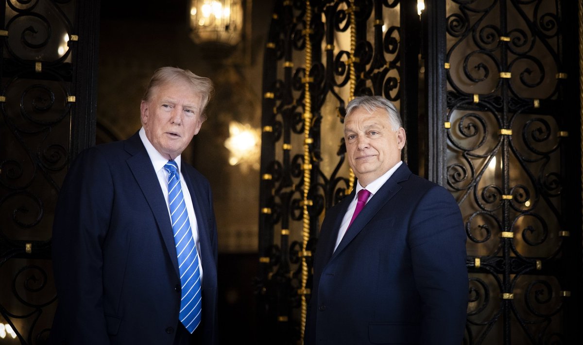 Ungari peaminister Viktor Orbán (paremal) käis suvel USA vabariiklaste presidendikandidaadil Donald Trumpil külas „rahuplaani“ arutamas. Sanktsioonieeskirjade muutmise blokeerimises nähakse, et Orbán teeb teene oma vabariiklasest sõbrale.