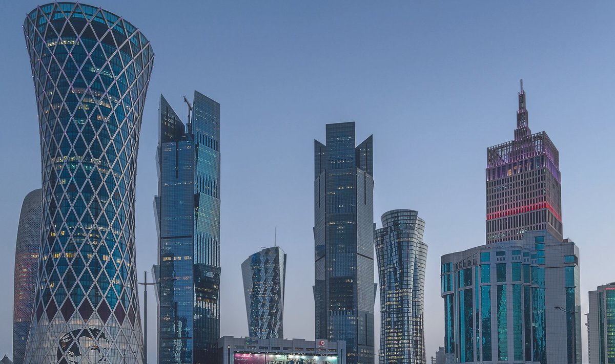Gaasifirmad, pangad, residentsid. Katari loodusvarad kasvatavad jõudsalt pilvelõhkujaid Dohas.
