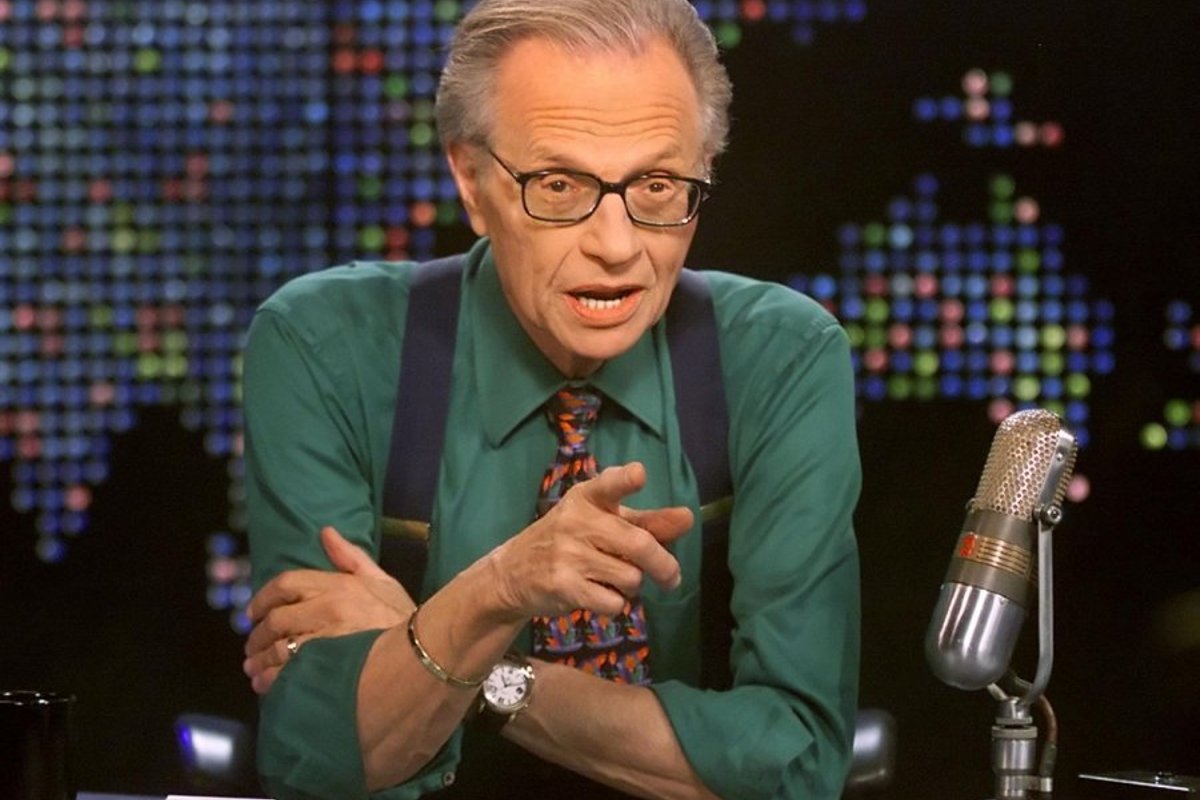 CNNi staar Larry King riputab oma kuulsad traksid varna