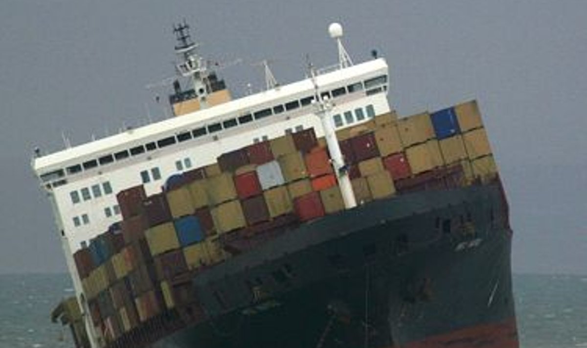 MSC Napoli, madalikule sõitnud kaubalaev