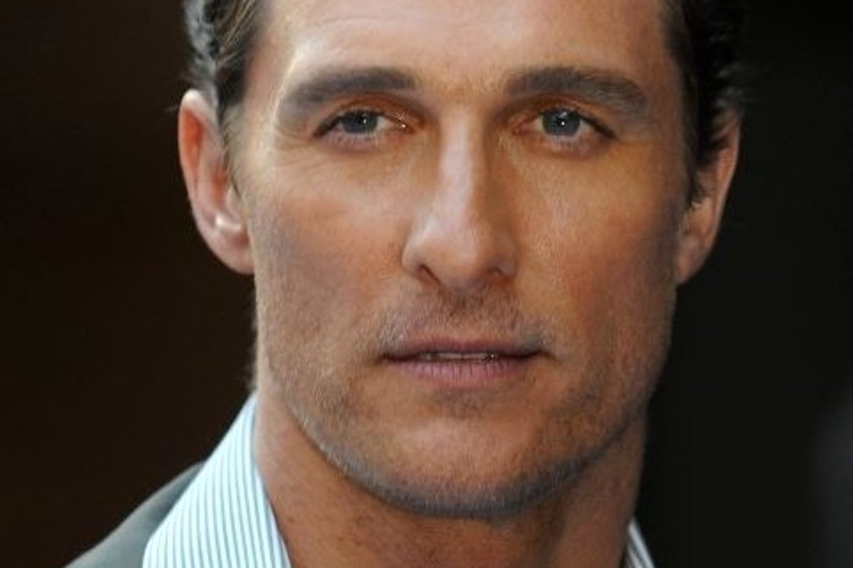 Matthew McConaughey sai kolmandat korda isaks ja pole enam nii eluohtlikult kõhn