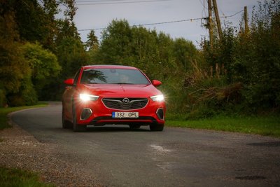 Opel Insignia GSi