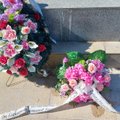 Год назад демонтировали нарвский танк: цветы и венки теперь в другом месте, участок пуст и огорожен плитами, в городе спокойно