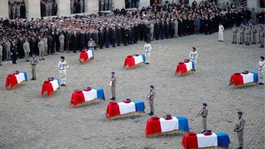 Правда ли, что на этом снимке показаны гробы погибших в Украине бойцов французского Иностранного легиона?