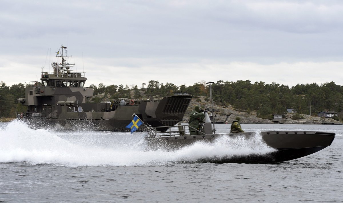 Rootslased otsimas Stockholmi skääridest võõrast allveelaeva