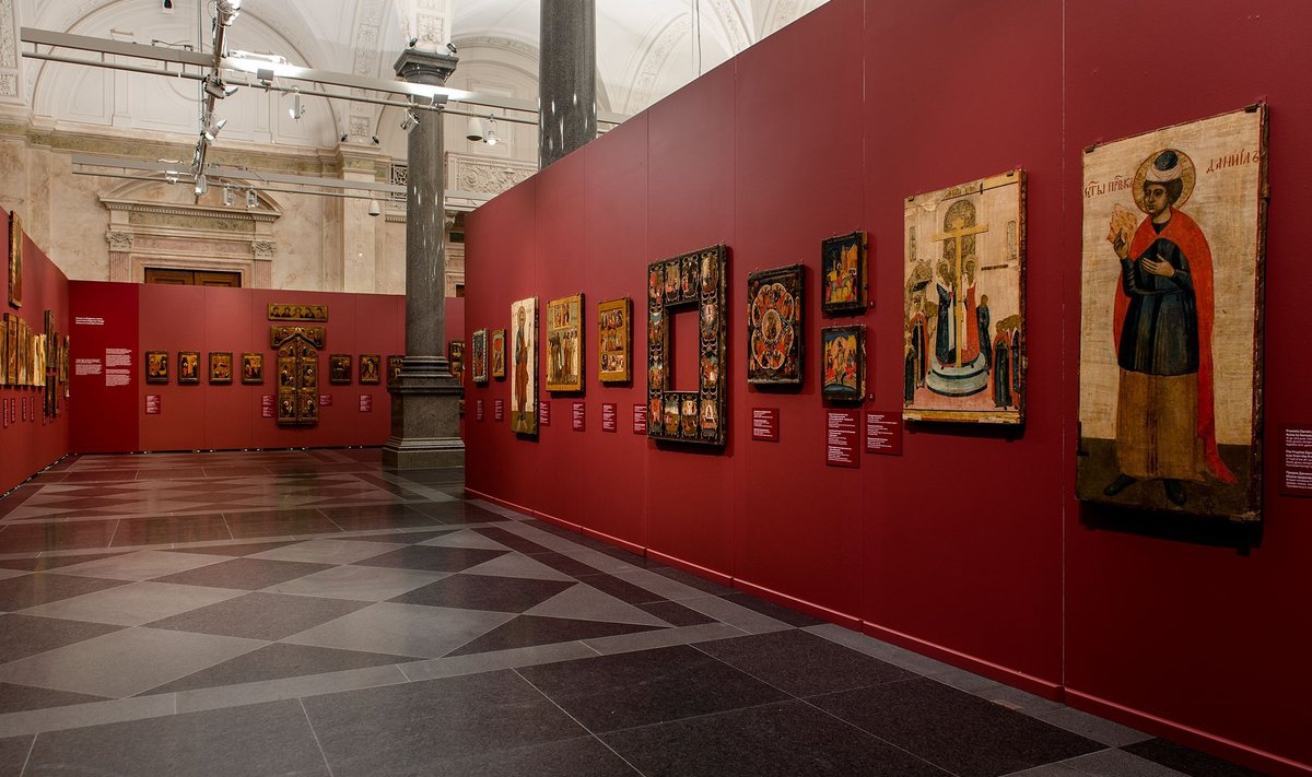 Riia börsihoones saab uudistada Nikolai Kormašovi kogutud ikoonide näitust.