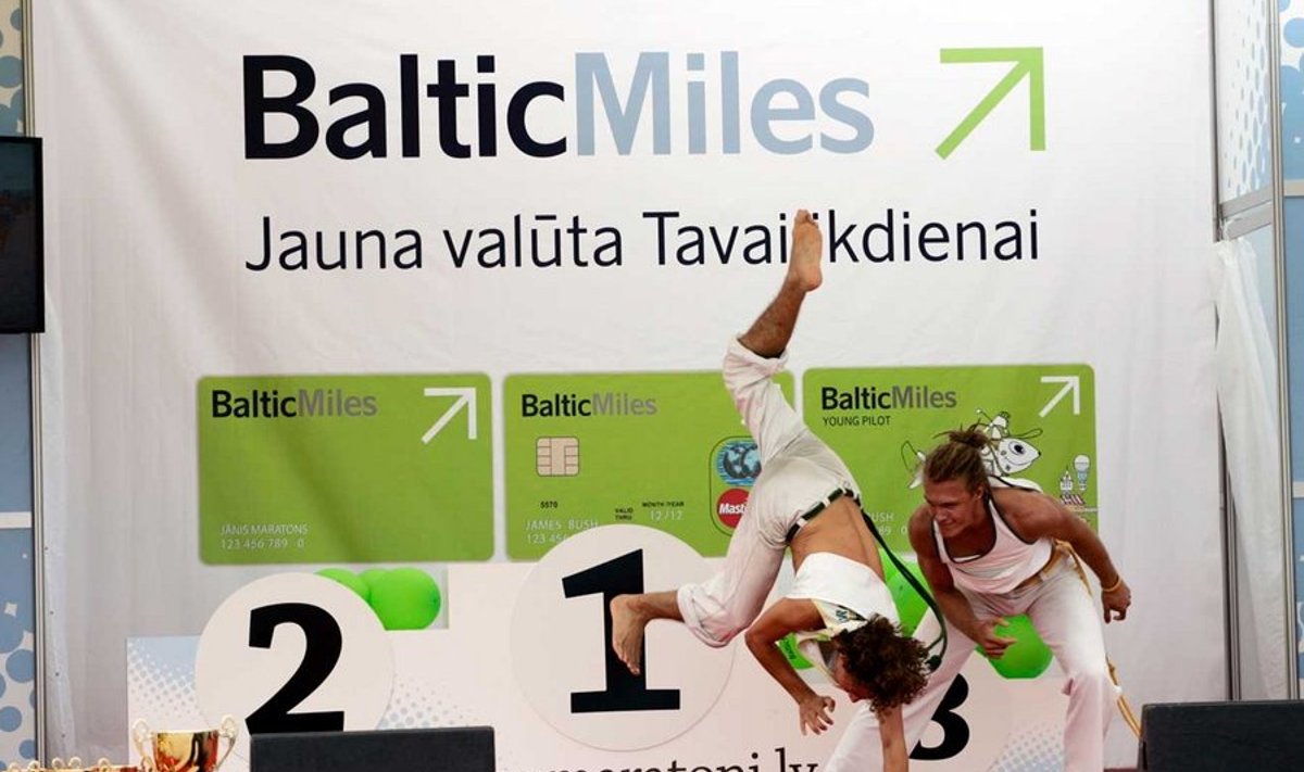 Air Baltic on teinud Lätis kõvasti akrobaatikat, et oma kliendiprogrammile elu sisse puhuda. Nüüd kaalub sellega liitumist ka Estonian Air.  (Foto: delfi.lv)