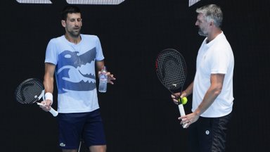 Maailma esireket Novak Djokovic lõpetas pikaaegse treeneriga koostöö
