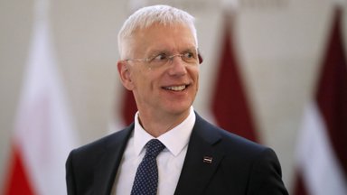 После скандала с авиарейсами министр иностранных дел Латвии подал в отставку