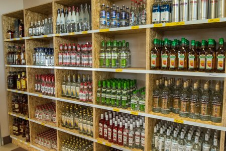Eestlased käivad Lätis alkoholi ostmas