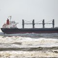 Põhjamerel hätta sattunud laev pukseeritakse sadamasse